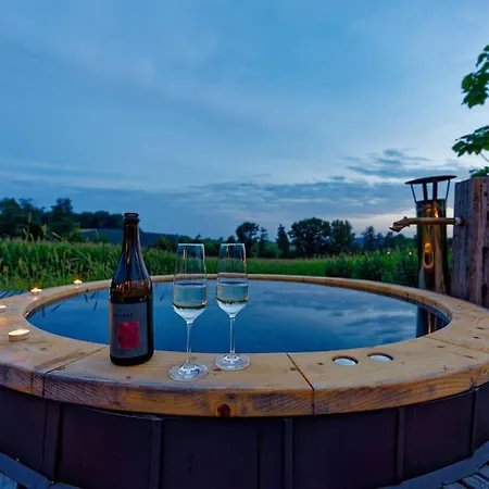 Luxus Kellerstoeckl Mit Privatem Hot Tub