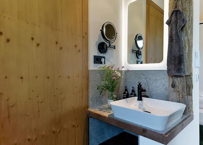 샬레 Luxus Kellerstoeckl Mit Privatem Hot Tub *